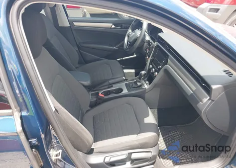 2020 Volkswagen Passat 2.0T S z USA, uszkodzony, nr VIN 1VWAA7A30LC023510